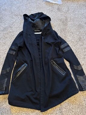 Blanc Noir Black Hooded Maitri Black-Hooded Jacket size S for Women’s